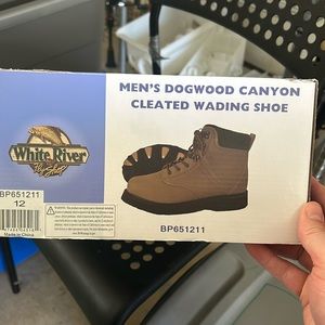 Cleated wading boots